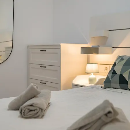 Playa Honda Charming In Americas Апартаменти