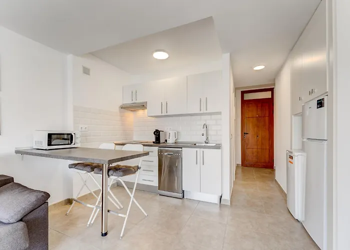 Playa Honda Charming In Americas Lägenhet